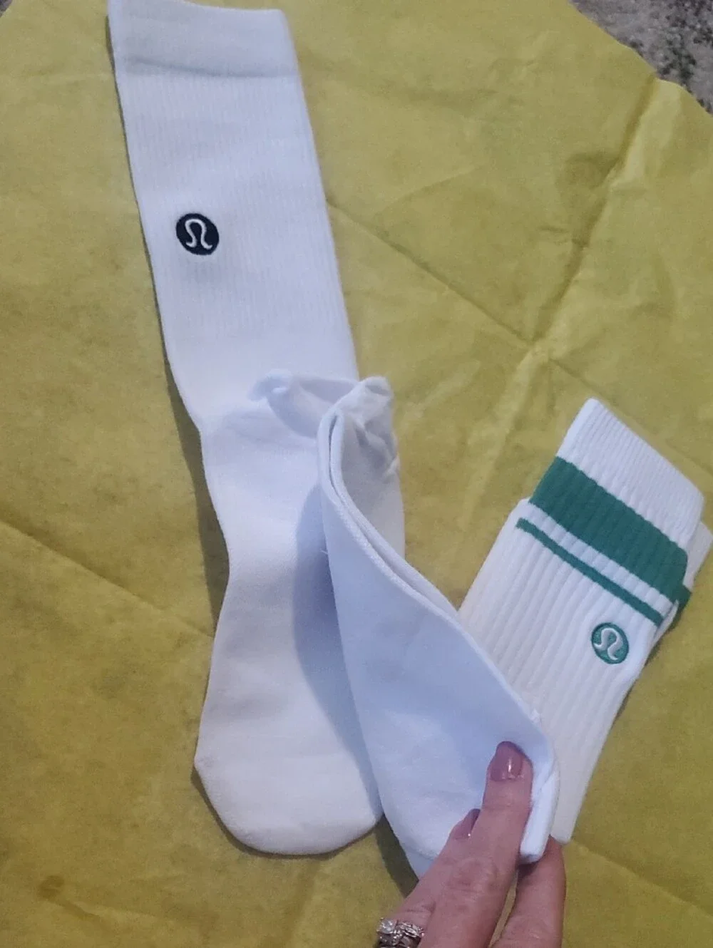 lululemon athletica Women’s White Crew Socks 2 Pairs -Green And Black Accents